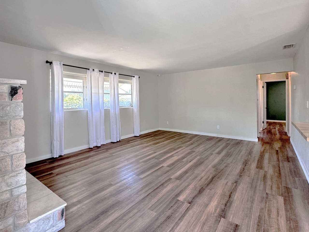 555 S Lake Starr Blvd - Photo 4 of 23