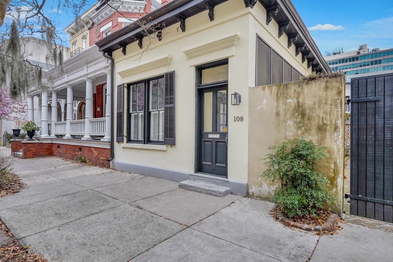 108 E Harris St #NA - Photo 2 of 19