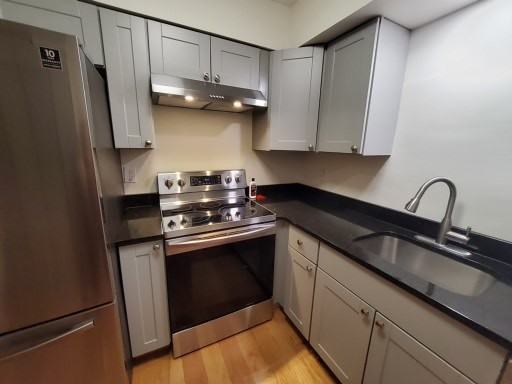 9200 Edwards Way #215