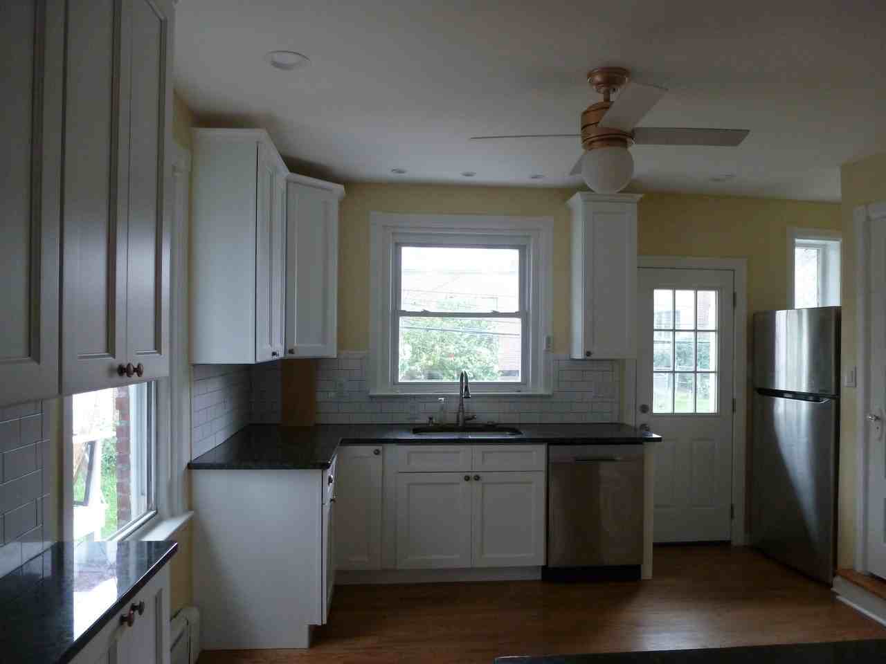 6243 Washington Ave #NA - Photo 7 of 31