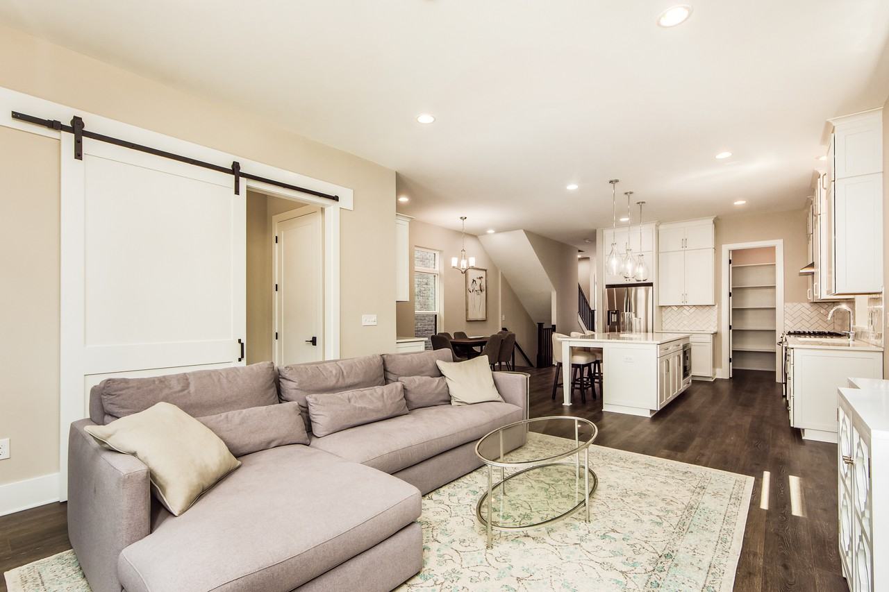 933 Pullman Pl #NA - Photo 3 of 20