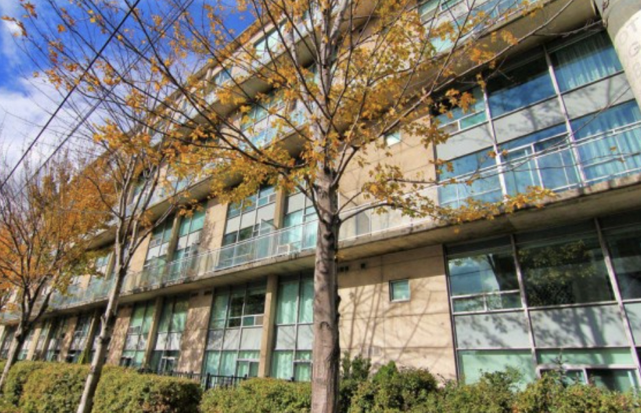 954 King Street West ##04 - Photo 6 of 7