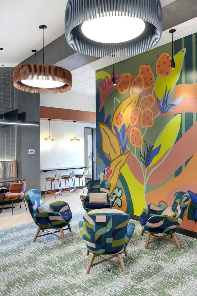 Zelia on Seven - Photo 2 of 50