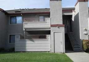 featured image of 5 Lancaster Ln