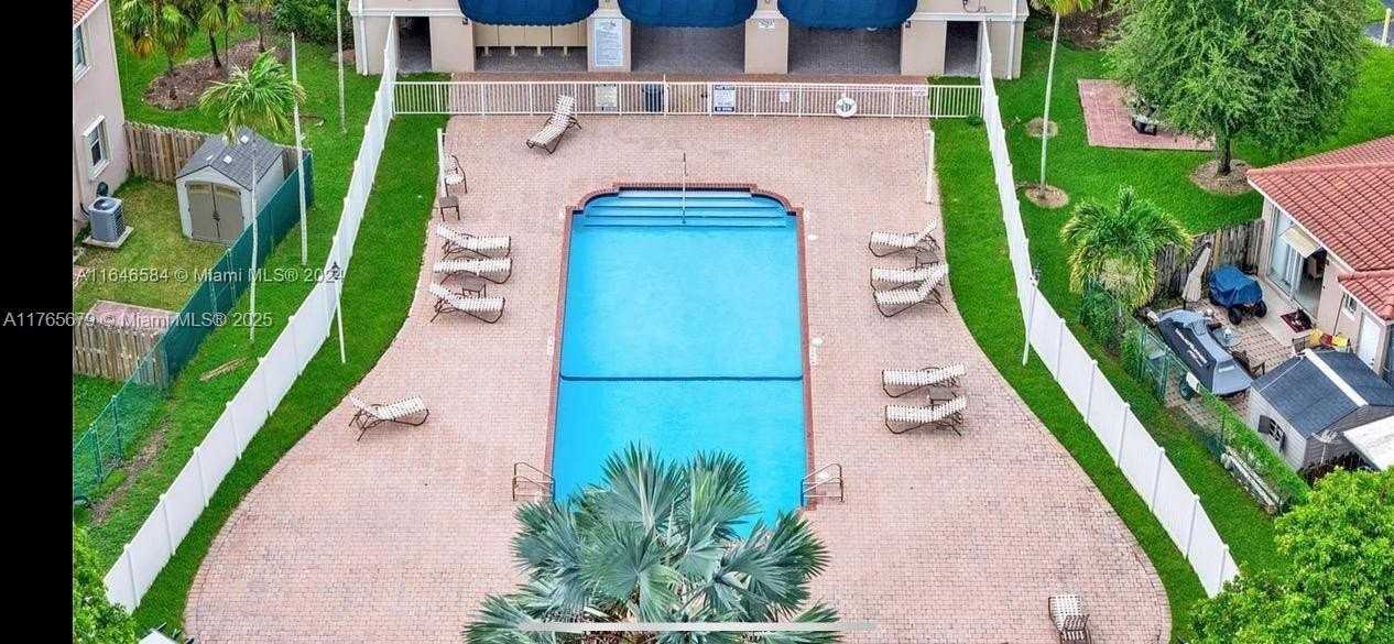 13801 Sw 275th Ter - Photo 2 of 19