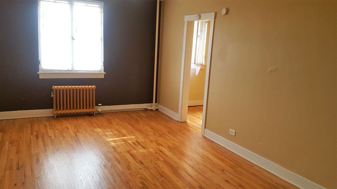 1721 North Washington Street #16 - Photo 4 of 25