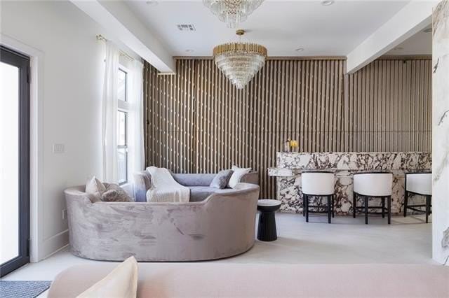 4522 Palmyra St #A - Photo 6 of 25