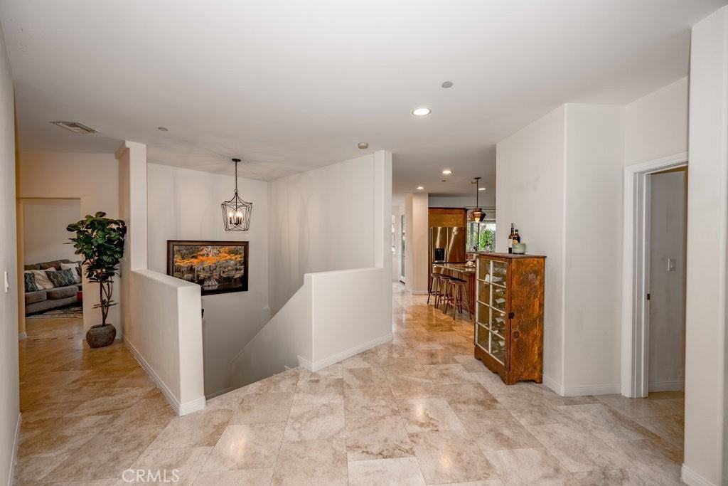 1124 Kathleen Dr - Photo 6 of 50