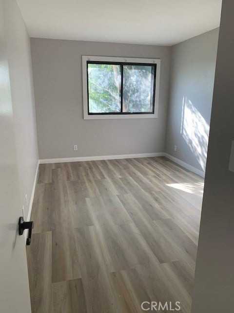 21333 Lassen St - Photo 6 of 20