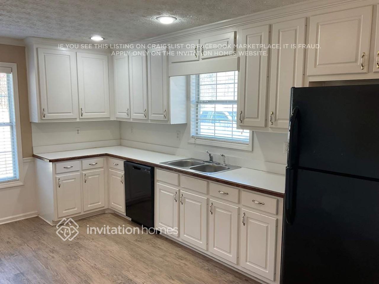 4514 Yorktown Dr - Photo 6 of 19