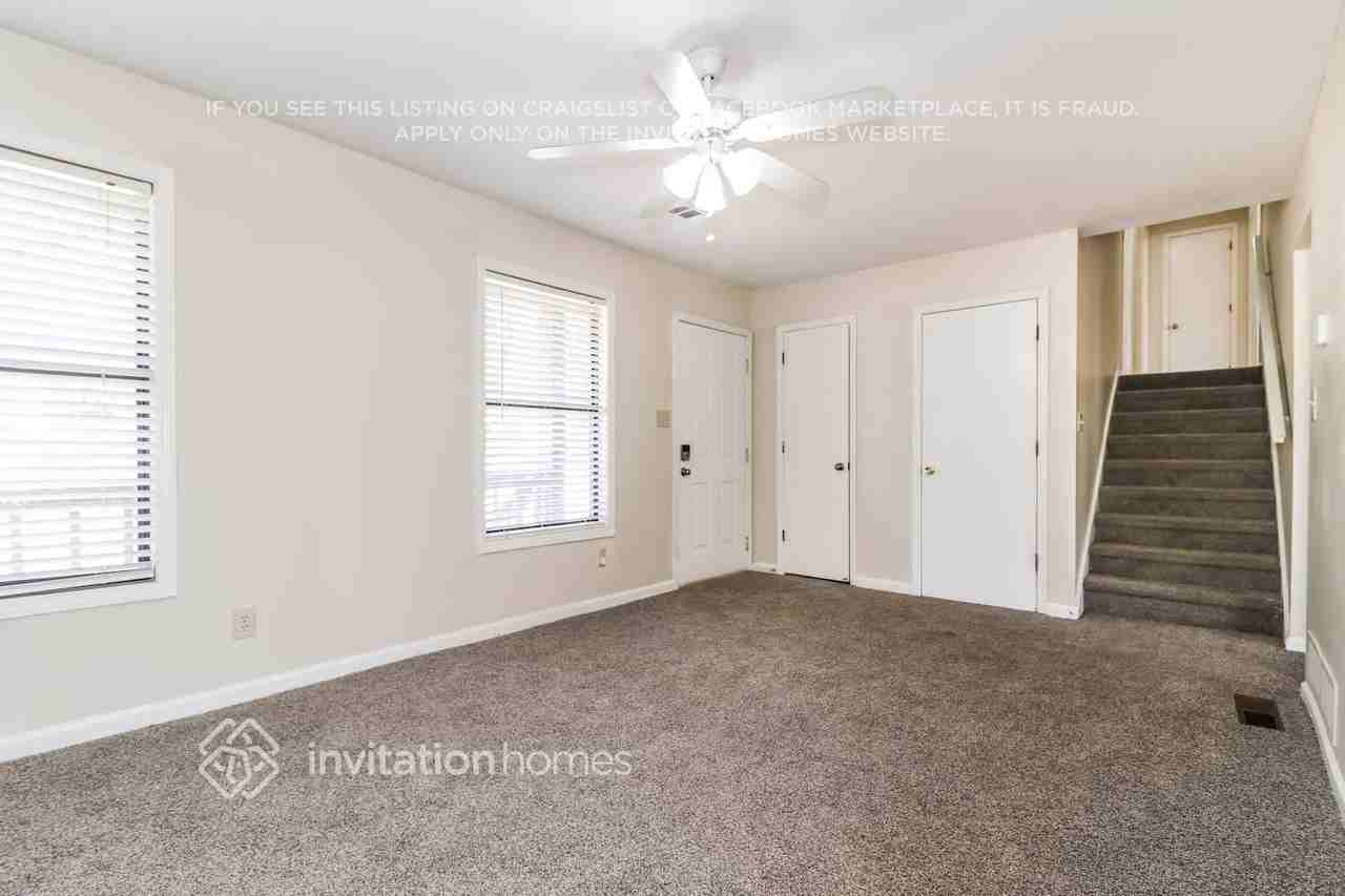 3667 Waverly Oaks Way - Photo 6 of 19
