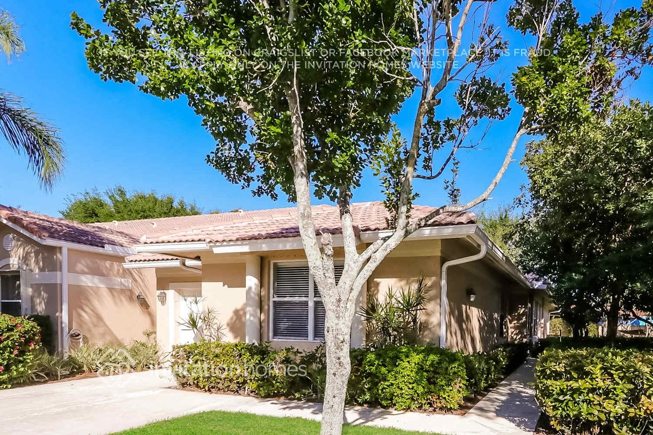 303 E Coral Trace Cir - Photo 3 of 17