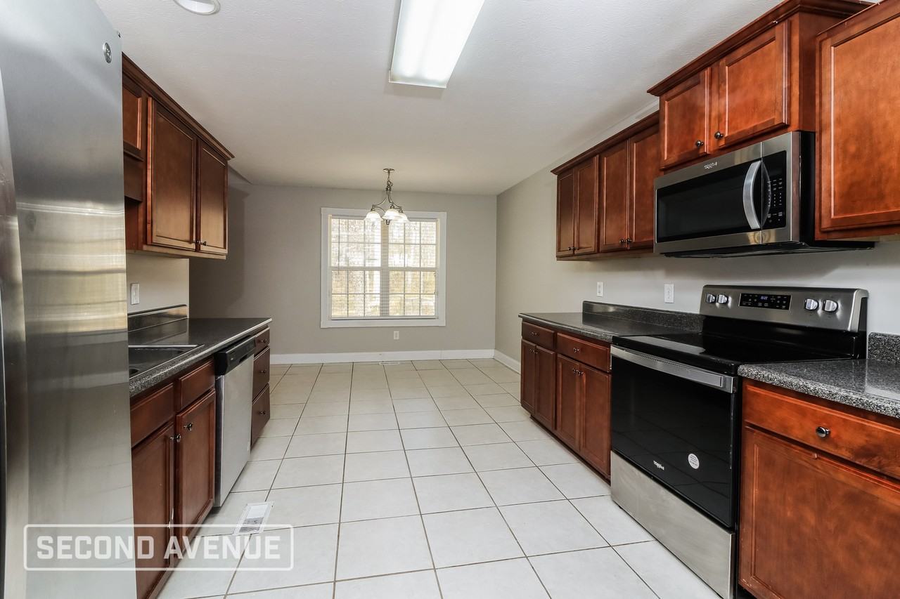 273 Patriot Dr - Photo 7 of 28