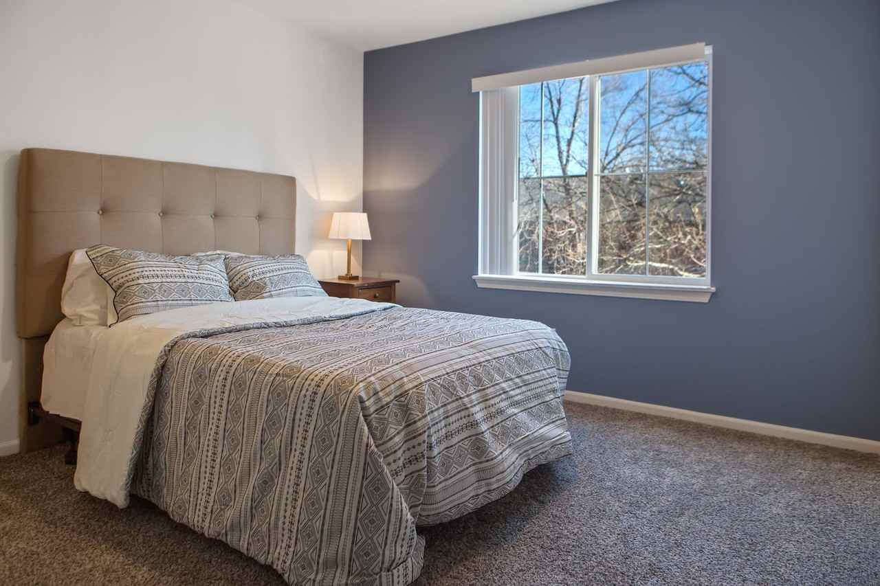 Atrium Suites Apartments - Photo 4 of 15