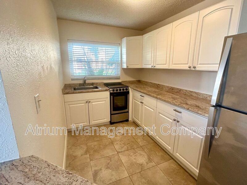 1102 Latta Ln #L5 - Photo 6 of 20