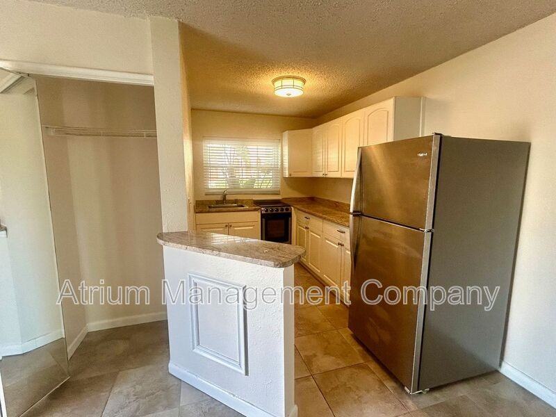 1102 Latta Ln #L5 - Photo 7 of 20