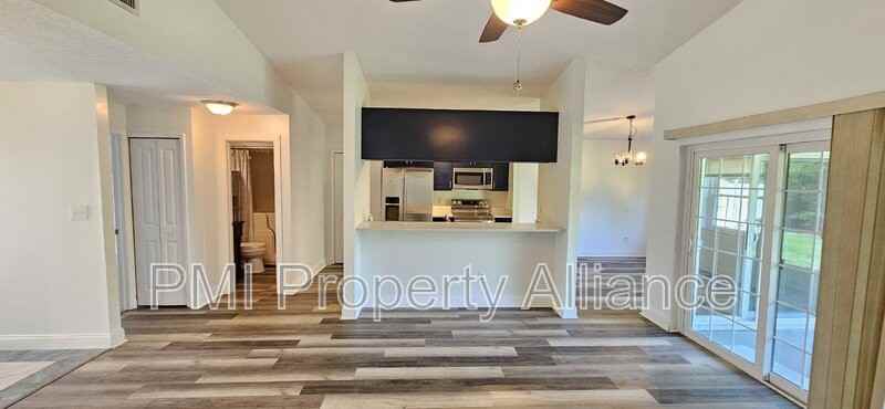 541 Moccasin Ct - Photo 3 of 20