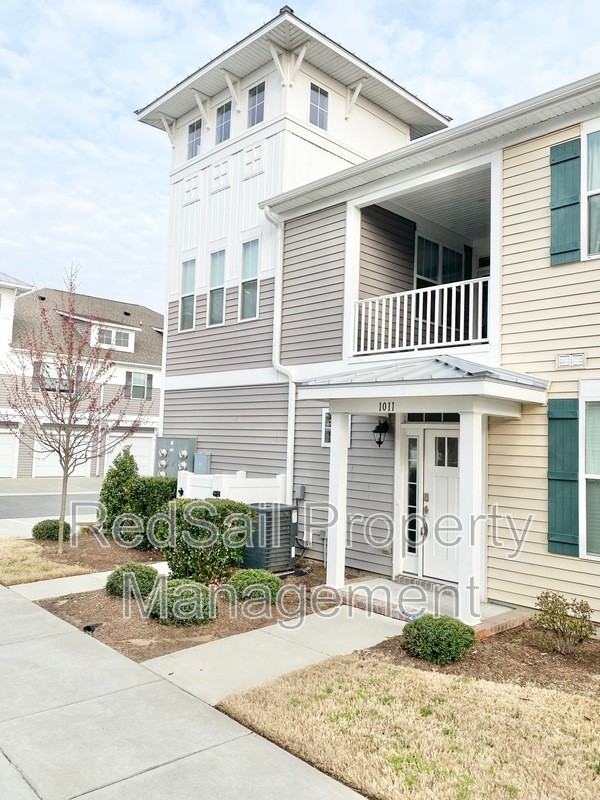 1011 Celia Ct - Photo 2 of 15