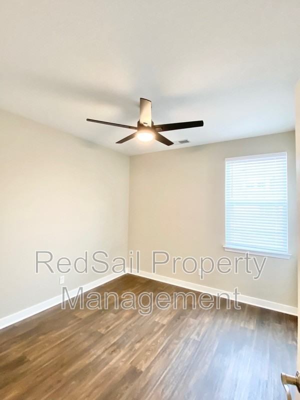 1011 Celia Ct - Photo 7 of 15