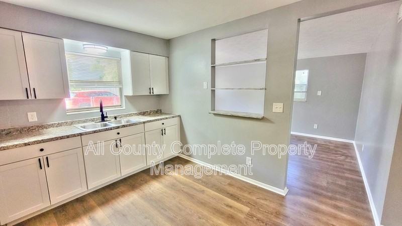 3319 Hunt St - Photo 5 of 20