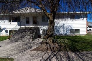 2208 Saint Clair Rd - Photo 1 of 1
