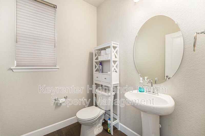 8504 Garden City Ave - Photo 6 of 24