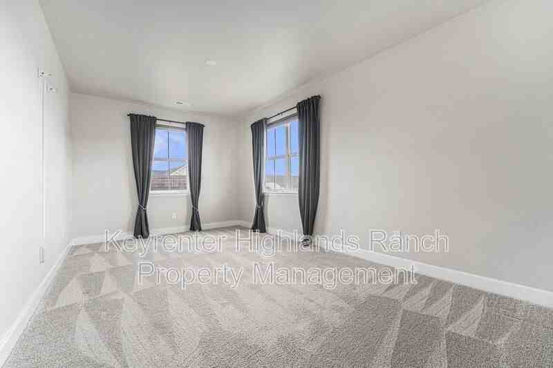8504 Garden City Ave - Photo 7 of 24