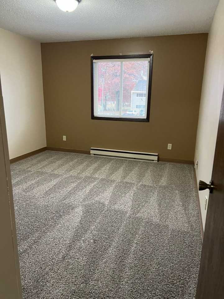 515 Calhoun Place - Photo 5 of 12