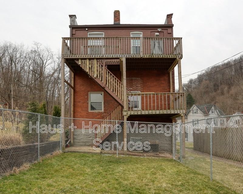 403 Wall Ave - Photo 3 of 29