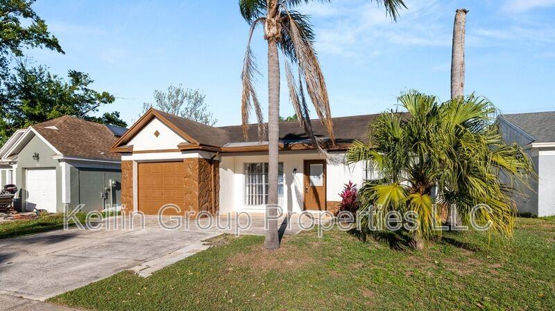 303 Regal Park Dr - Photo 4 of 38