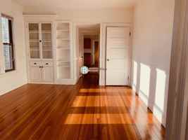 featured image of 337 Washington St #5