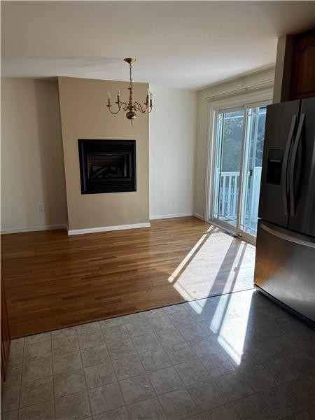 50 Green St #A - Photo 3 of 21