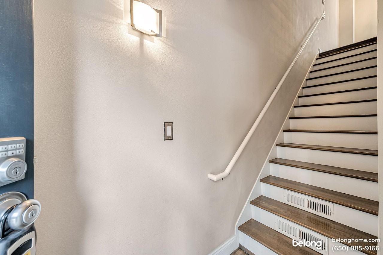 167 Shipley St - Photo 4 of 18