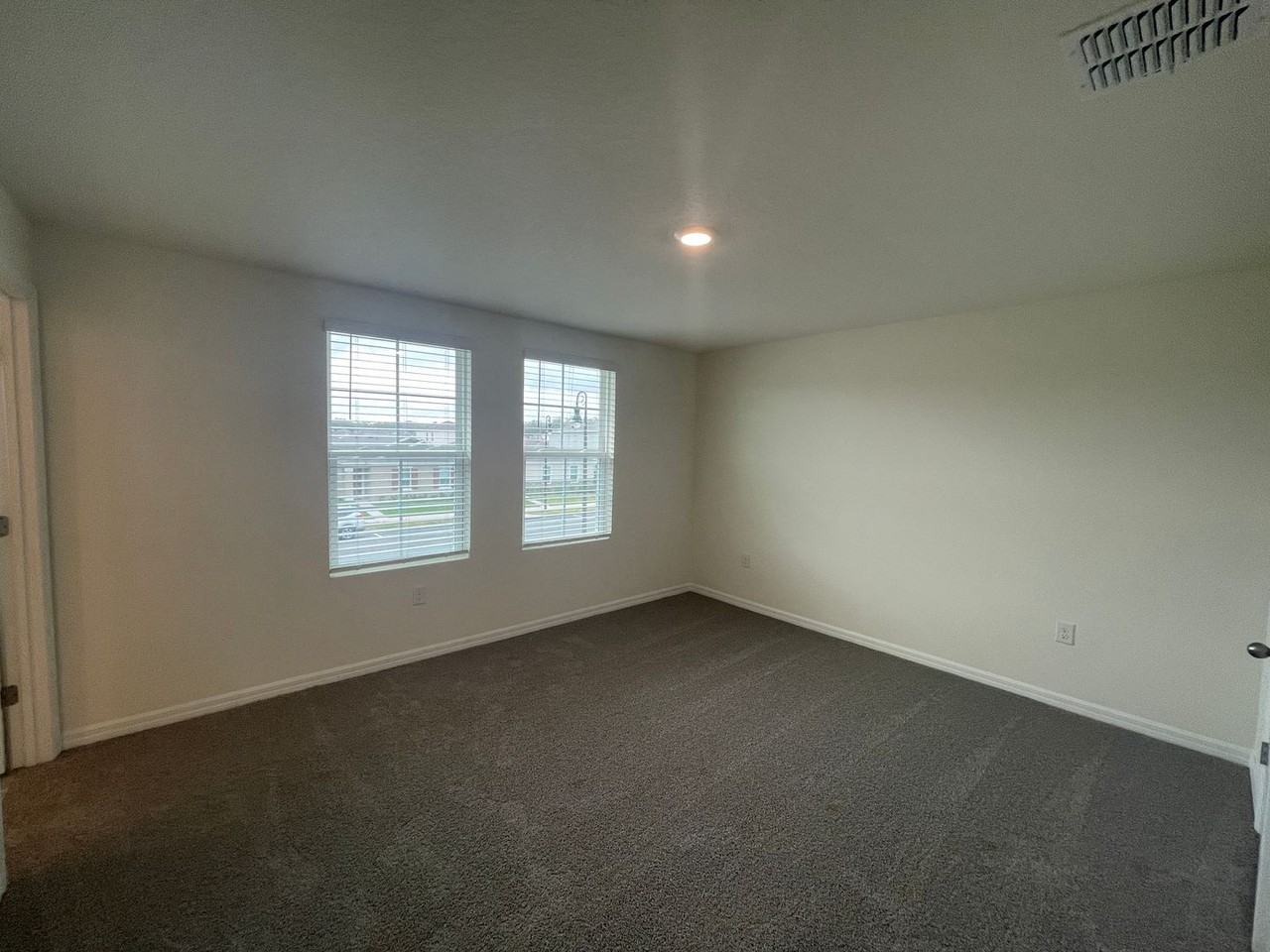 6126 Galloping Dr - Photo 6 of 16