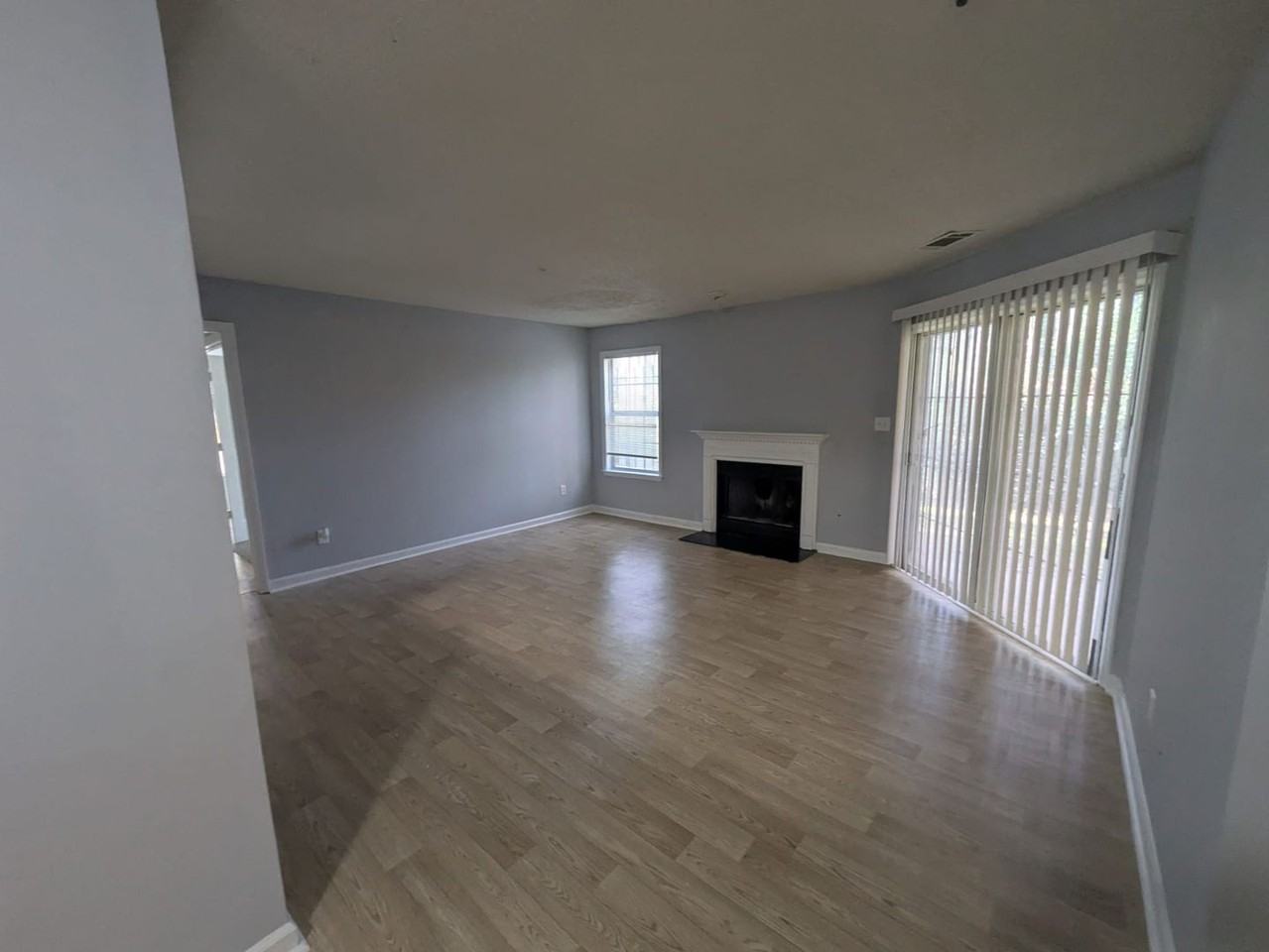 605 Ridge Creek Dr - Photo 4 of 14