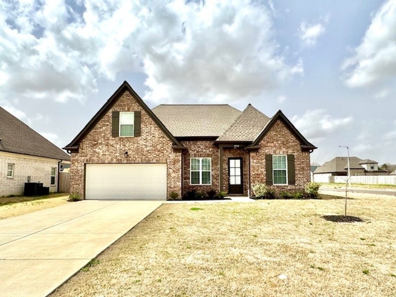 8765 Kennesaw Dr E - Photo 2 of 13