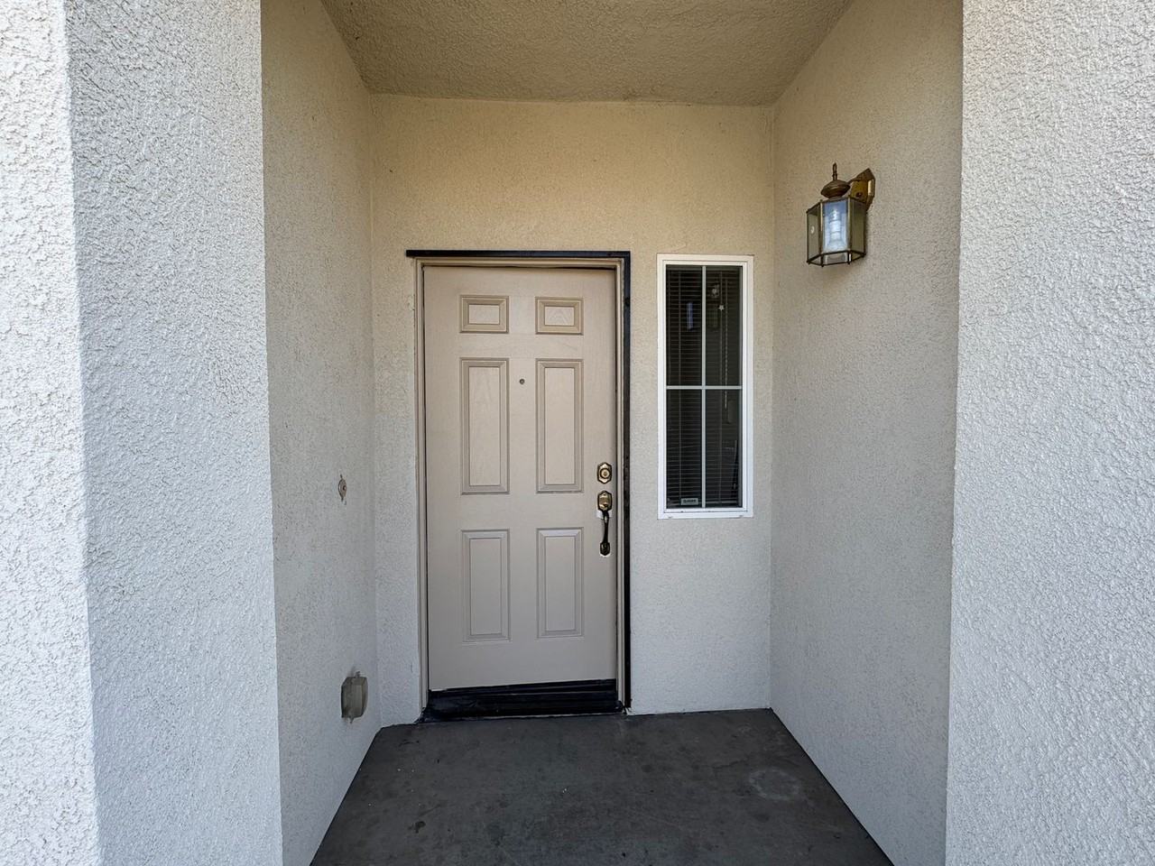 3020 Mccook Way - Photo 2 of 42