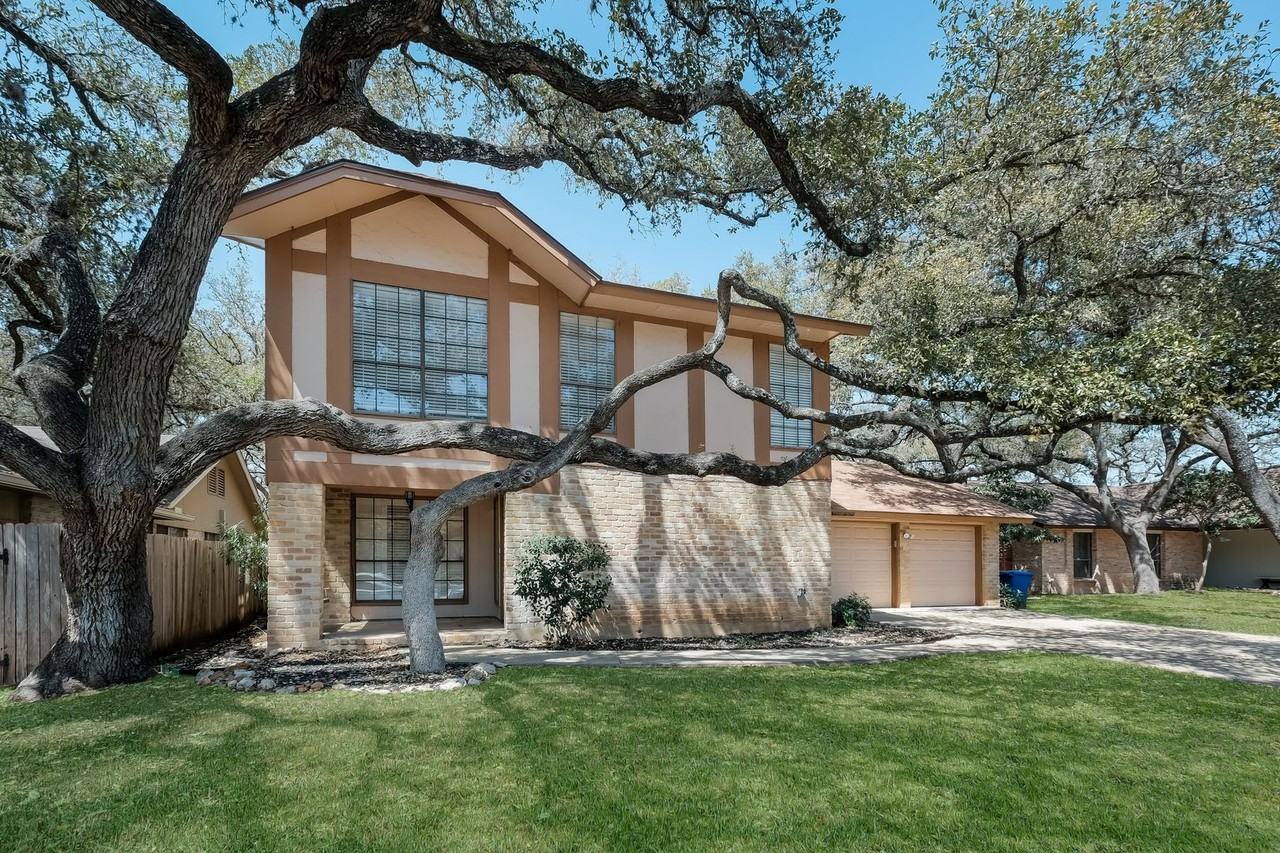 14022 Old Tree St - Photo 2 of 24