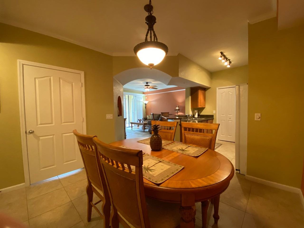 12940 Positano Cir #204 - Photo 6 of 41