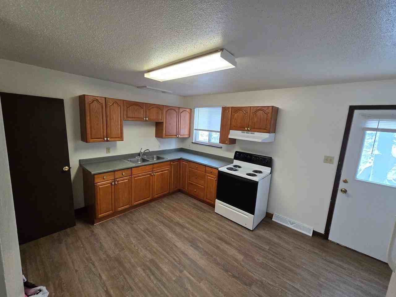 114 Water Street - Photo 2 of 7