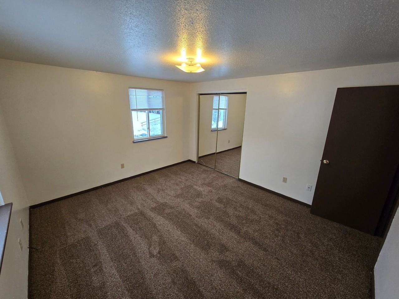114 Water Street - Photo 6 of 7