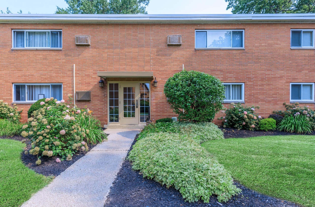 Vine East  33201 Vine Street - Photo 2 of 13