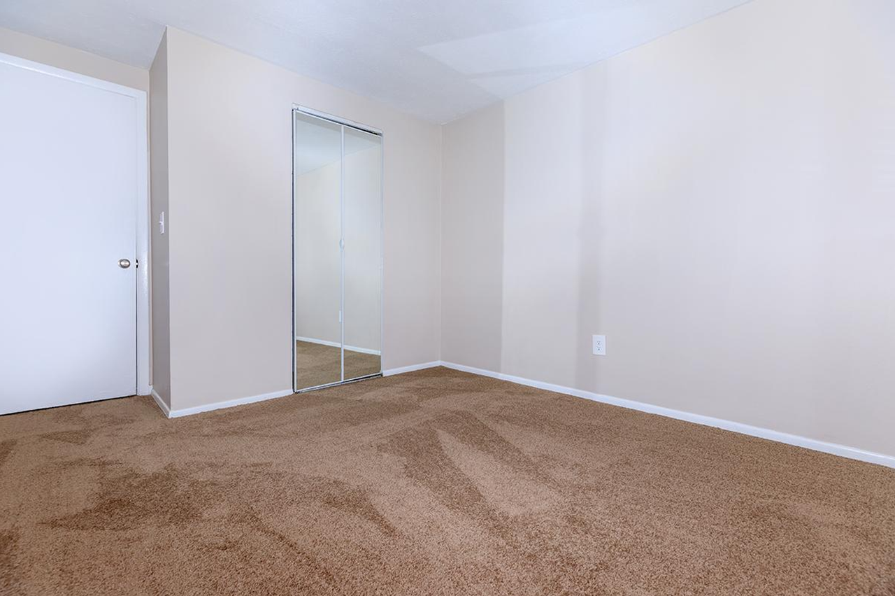 Vine East  33201 Vine Street - Photo 5 of 13