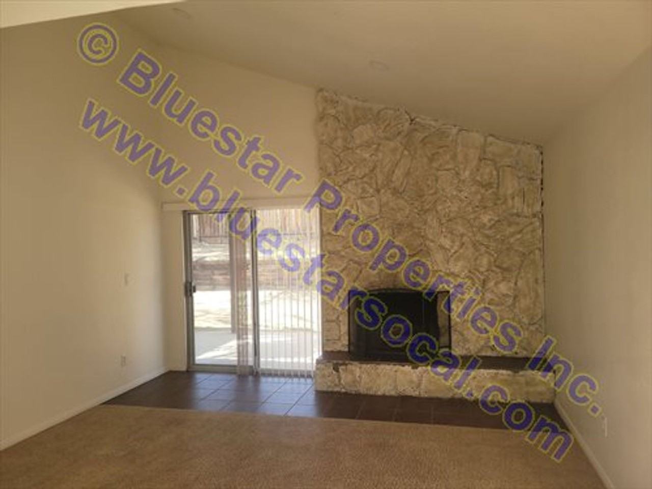 13035 Bermuda Dunes Dr - Photo 3 of 19