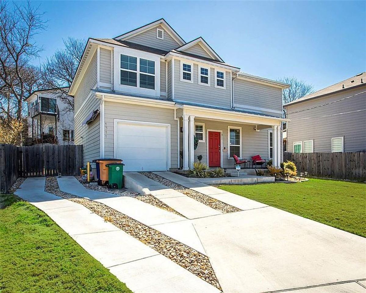 1311 Fort Branch Blvd - Photo 3 of 27