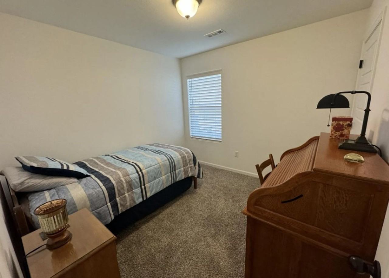 211 S Galena Ave - Photo 6 of 17