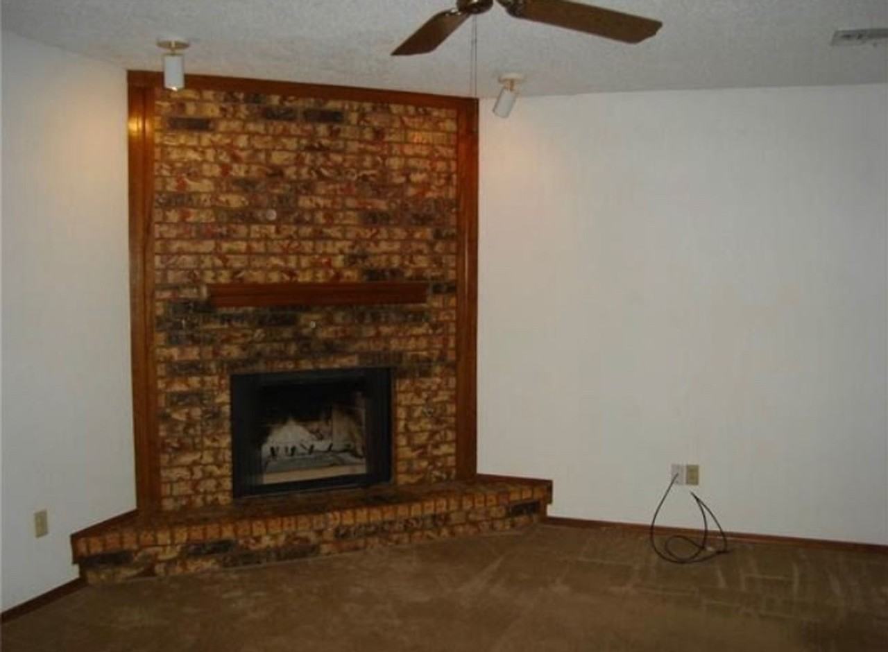8502 S Brookline Pl - Photo 3 of 4