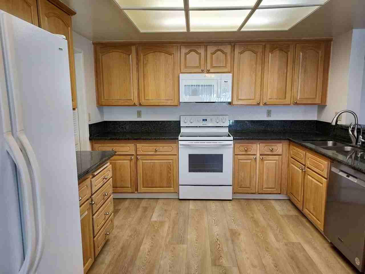 10684 Bernabe Dr - Photo 2 of 15