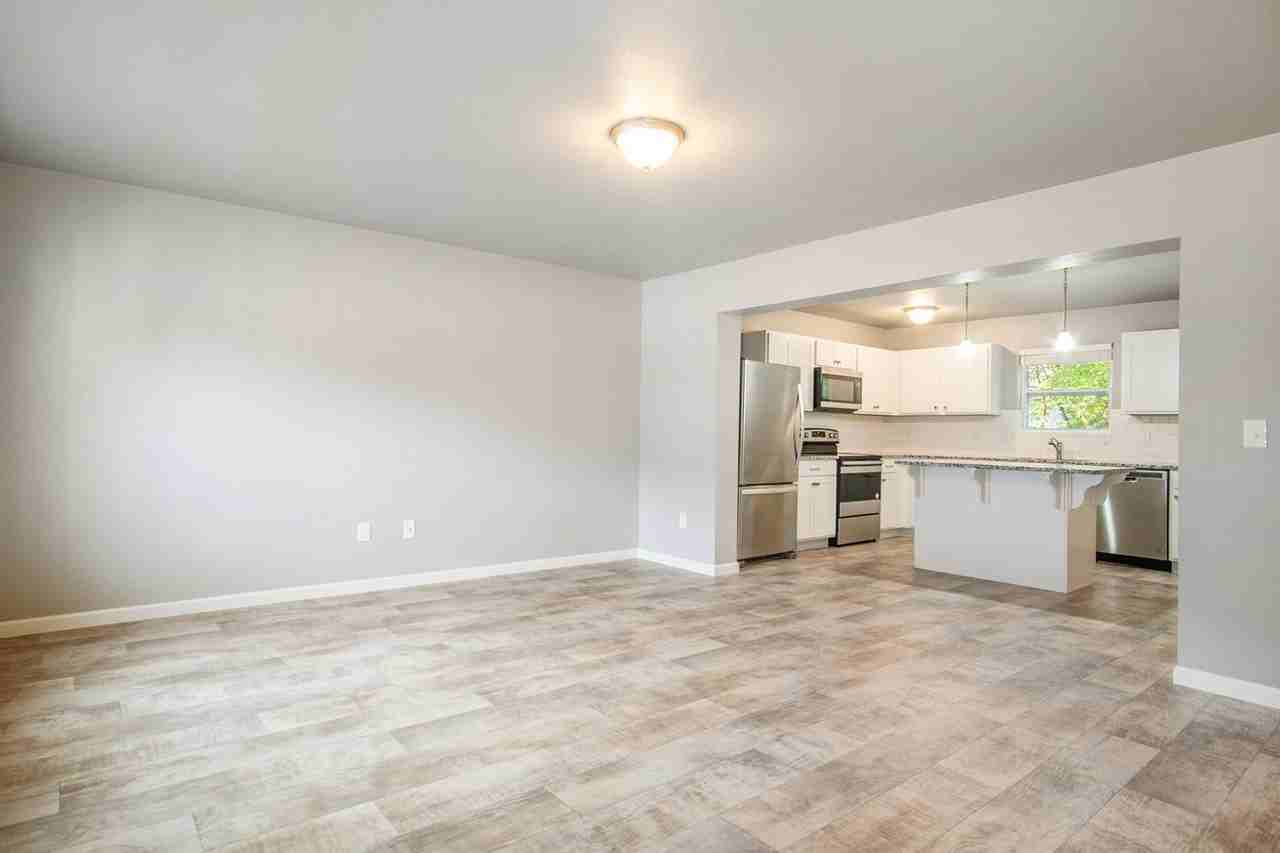 4477 Meadowlane Ct - Photo 6 of 26