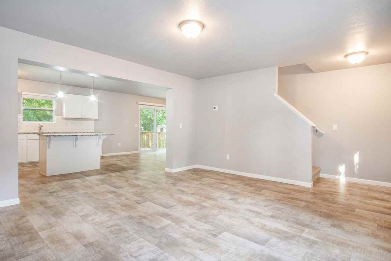 4477 Meadowlane Ct - Photo 7 of 26
